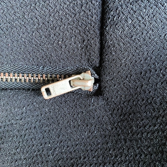 ONLY- Fully Lined Crepe Blazer - Picture 8 of 10